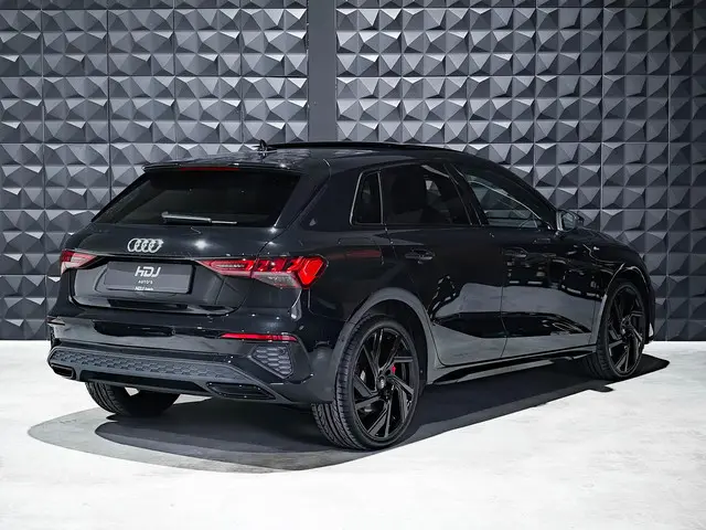 Audi A3 Sportback 45 TFSI e S Line 2022 Hybride Benzine 4
