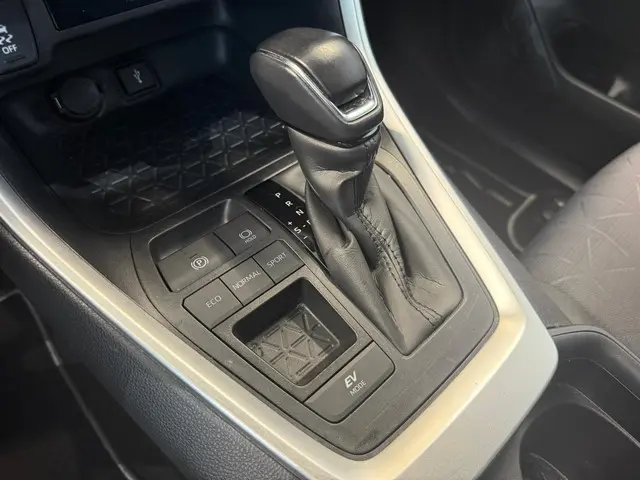 Toyota RAV4 2.5 Hybrid Dynamic 2021 Hybride Benzine 10