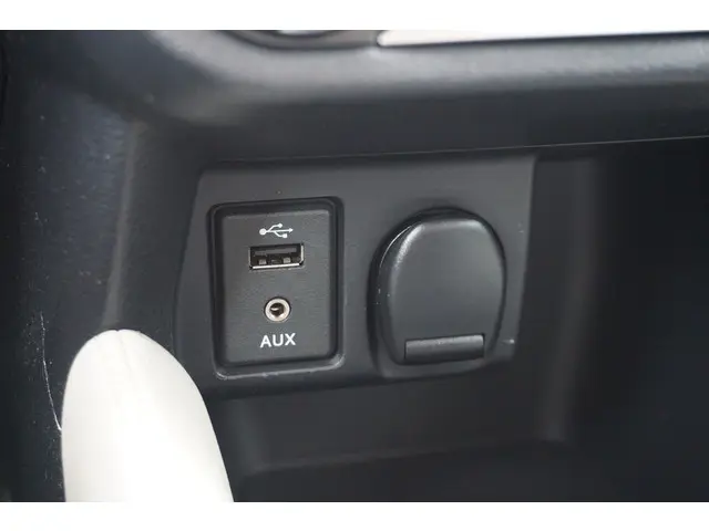 Nissan Micra 1.0L Visia+ 2017 Benzine 15