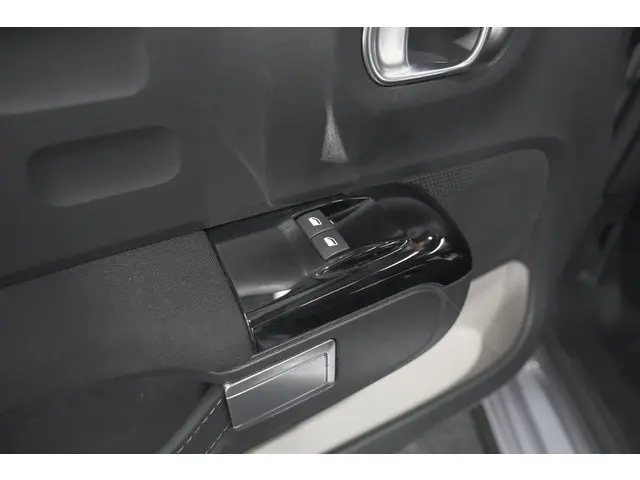 Citroën C3 PureTech 110 EAT6 Max 2024 Benzine 26