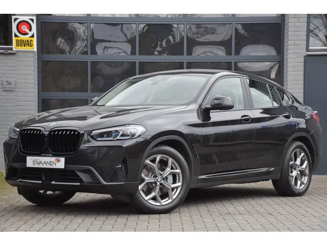 BMW X4 30i 2022 Benzine