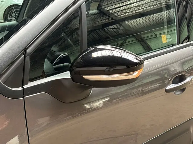 Citroën C3 1.2 PureTech Shine 2022 Benzine 27