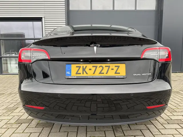 Tesla Model 3 Long Range AWD 75 kWh 2019 Elektrisch 6