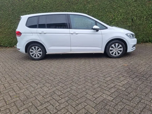 Volkswagen Touran 2.0 TDI SCR Comfortline 2017 Diesel 10