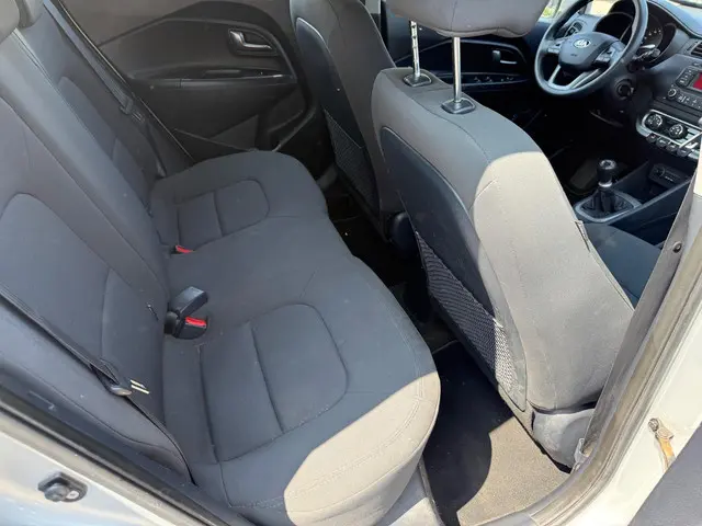 Kia Rio 1.2 CVVT Comfort Pack 2013 Benzine 11