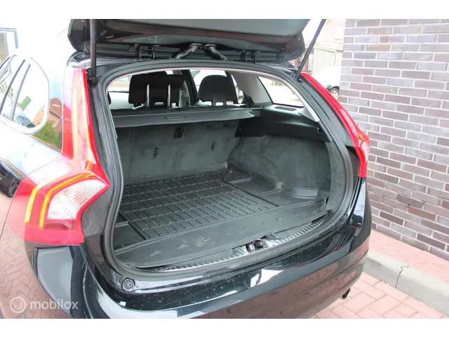 Volvo V60 Momentum 2015 Benzine 22