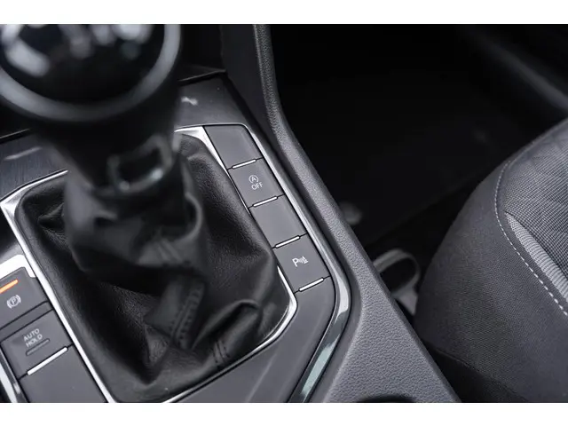 Volkswagen Tiguan 1.4 TSI 125pk Comfortline 2018 Benzine 42