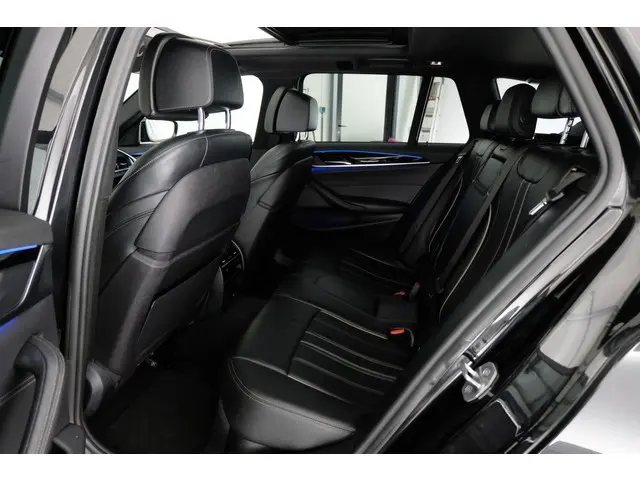 BMW 5 Serie Touring 530i xDrive Sport-Line 2018 Benzine 6