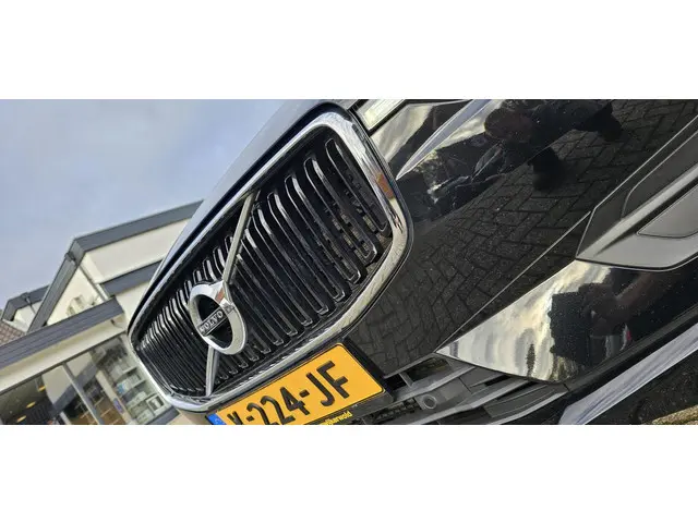 Volvo XC60 2.0 B4 Momentum 2021 Benzine 11