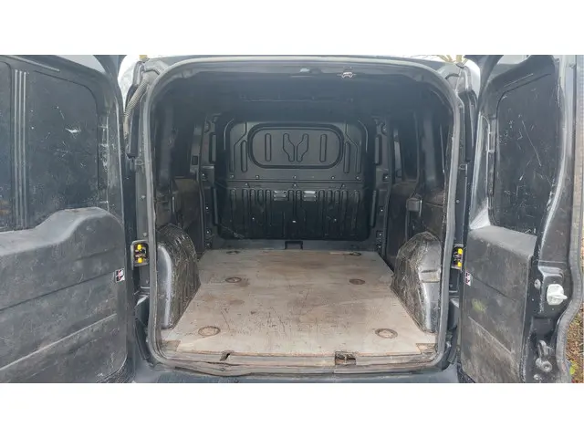 Opel Combo 1.3 CDTi L1H1 Edition 2017 Diesel 11