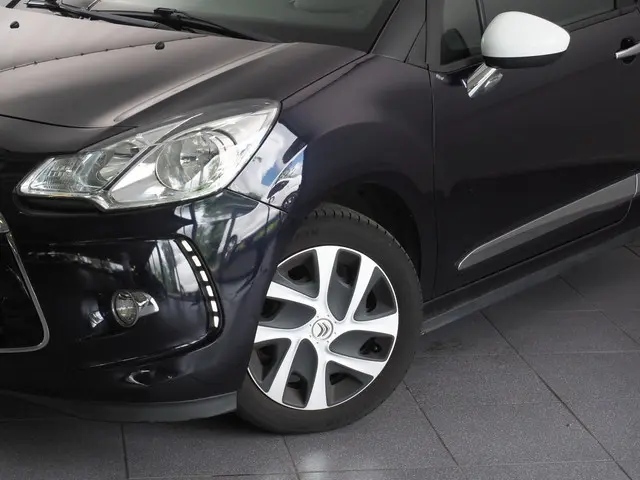 Citroën DS3 1.2 VTi So Chic 2013 Benzine 14
