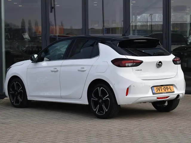 Opel Corsa 1.2 Ultimate 2023 Benzine 3