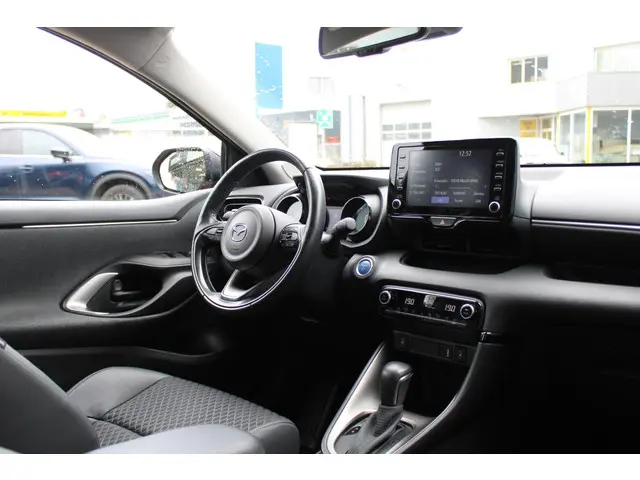 Mazda 2 Hybrid 1.5 Homura 2022 Hybride Benzine 14