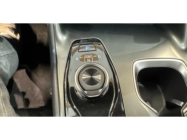 Lexus RZ 300e Business Line 71 kWh 2025 Elektrisch 7