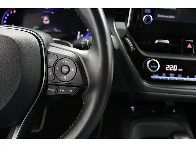 Toyota Corolla 2.0 Hybrid Bi-tone 2019 Hybride Benzine 19