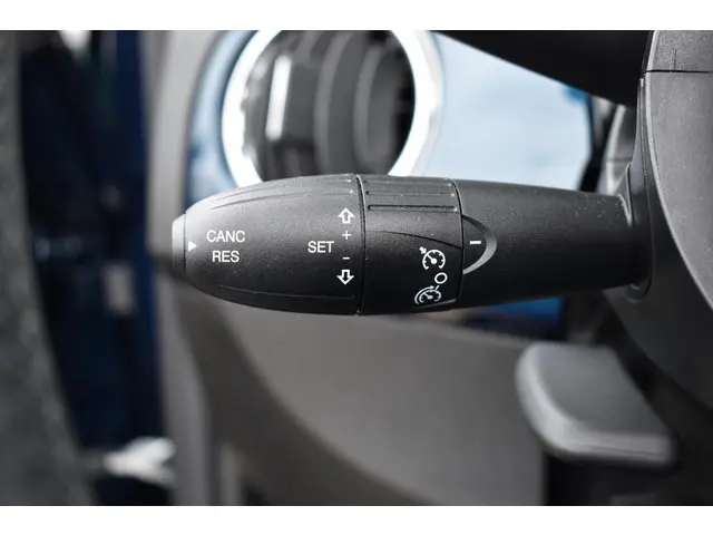 Fiat 500C 1.0 Hybrid Dolcevita 2024 Benzine 18