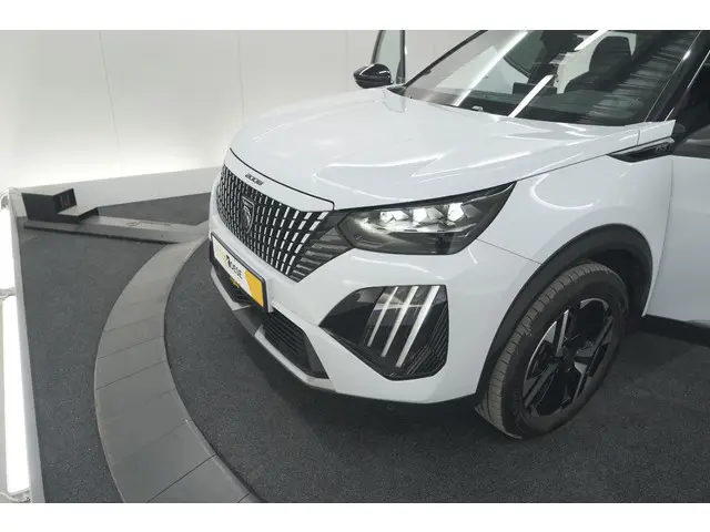 Peugeot 2008 PureTech 130 EAT8 GT 2024 Benzine 18