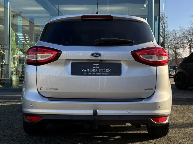 Ford C-MAX 1.5 Titanium 2016 Benzine 12