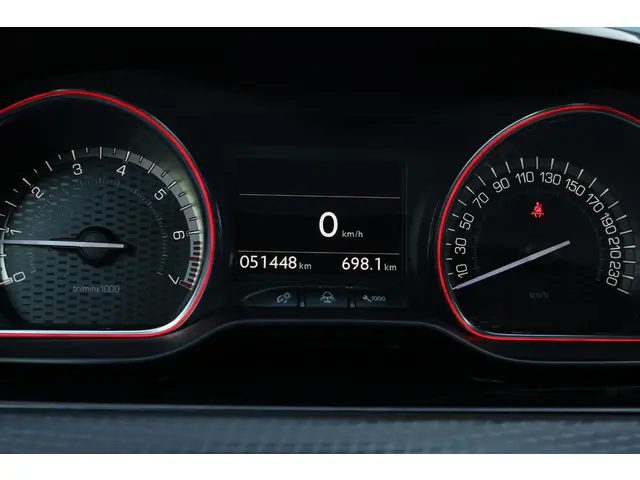 Peugeot 2008 1.2 PureTech GT-line 2018 Benzine 17