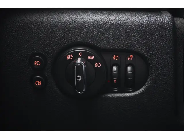 MINI 5-Deurs Cooper C 2020 Benzine 30