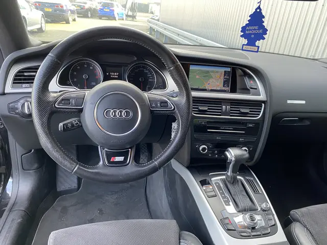 Audi A5 Coupé 1.8 TFSI Pro Line S 2012 Benzine 4