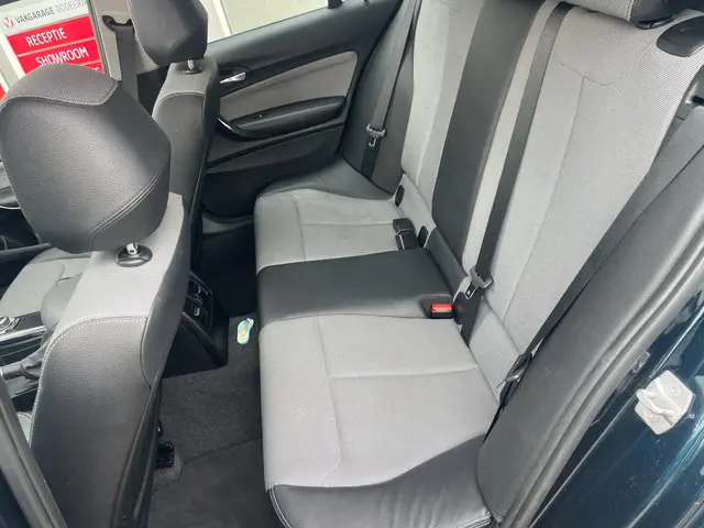 BMW 1 Serie 118i High Executive 2013 Benzine 19