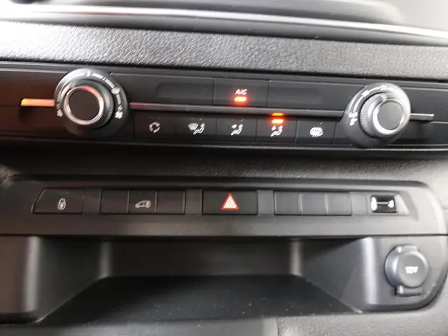 Peugeot Expert 145PK L3 Automaat 2024 Diesel 29
