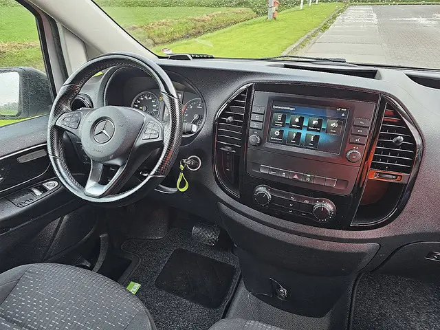 Mercedes-Benz Vito 114 2021 Diesel 8