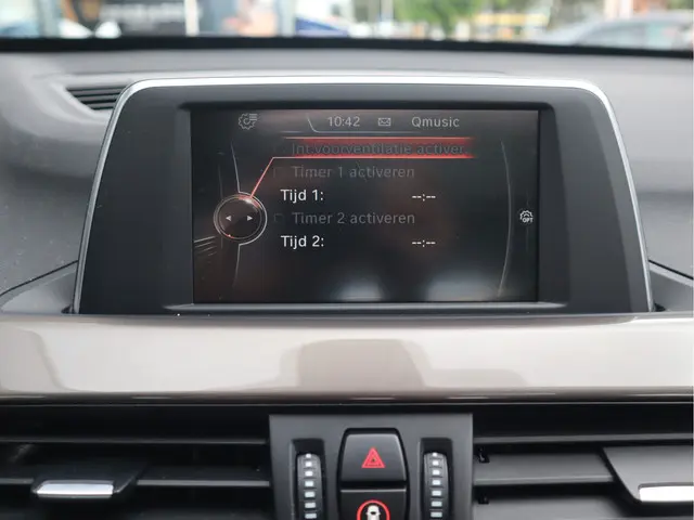 BMW X1 sDrive18i 136 PK High Executive 2017 Benzine 45
