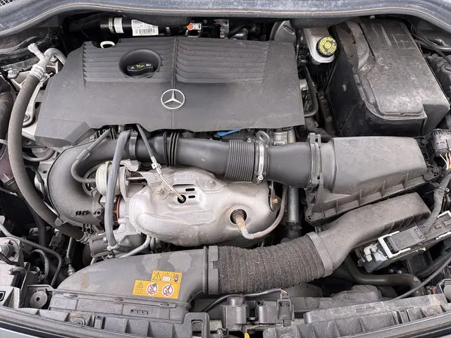 Mercedes-Benz B-Klasse 180 Urban 2019 Benzine 10