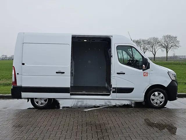 Renault Master 2.3 2024 Diesel 16