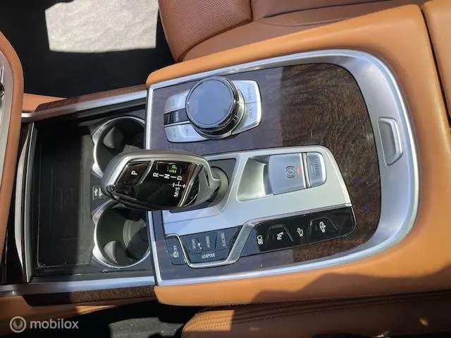 BMW 7 Serie 745e 2019 Hybride Benzine 96