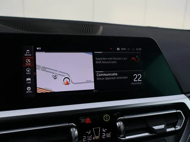 BMW 2 Serie Coupé M240i xDrive 2022 Benzine 28