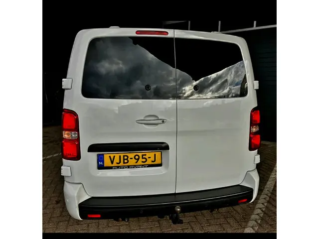 Opel Vivaro 2.0 CDTI L3H1 DC Innovation 2021 Diesel 7