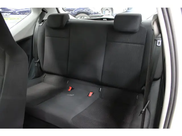 Volkswagen up! 1.0 groove up! BlueMotion 2014 Benzine 6