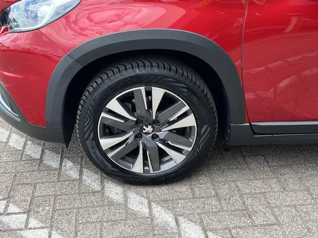 Peugeot 2008 1.2 PureTech Allure 2019 Benzine 6