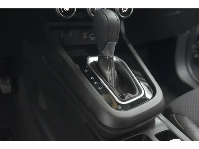 Renault Arkana Mild Hybrid 140 EDC Techno 2024 Benzine 44