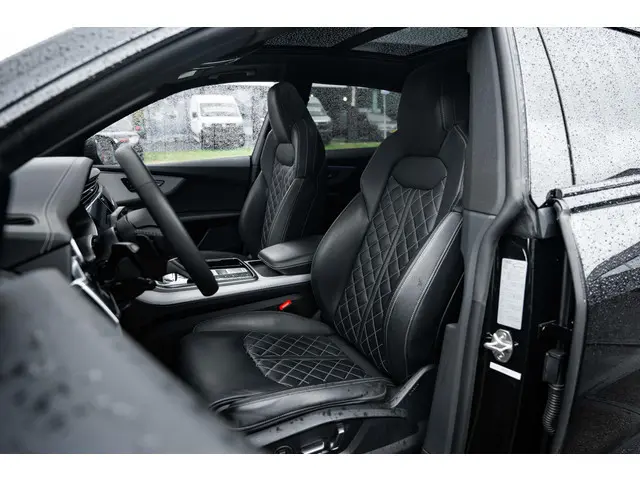 Audi Q8 55 TFSI-E quattro 2023 Hybride Benzine 14