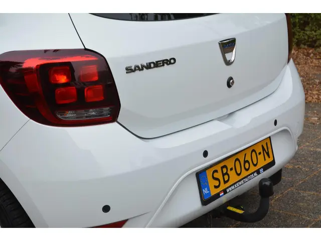 Dacia Sandero 0.9 TCe Laureate automaat 2018 Benzine 18