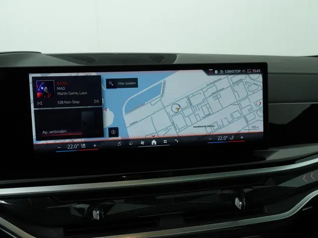 BMW X6 xDrive40i 2024 Benzine 16