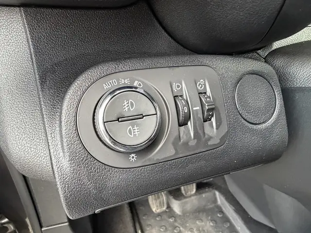 Opel Combo 1.5 BlueHDi 102 PK Euro 6 L1 2023 Diesel 36