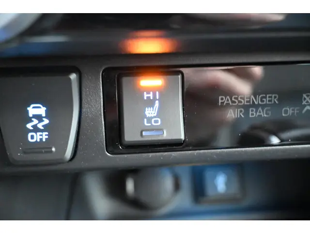 Toyota RAV4 2.5 Hybrid Dynamic 2023 Hybride Benzine 27