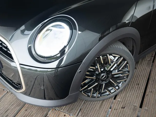 MINI 3-Deurs C 2025 Benzine 13