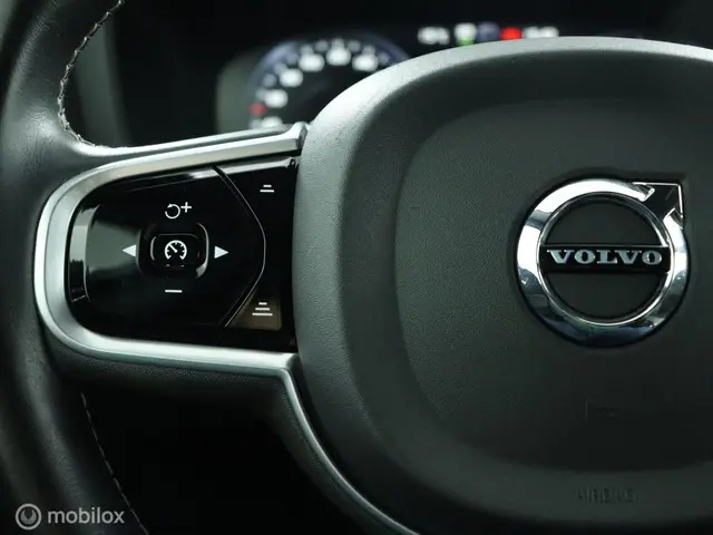 Volvo V60 2.0 T4 R-Design / polestar 211pk 2019 Benzine 10