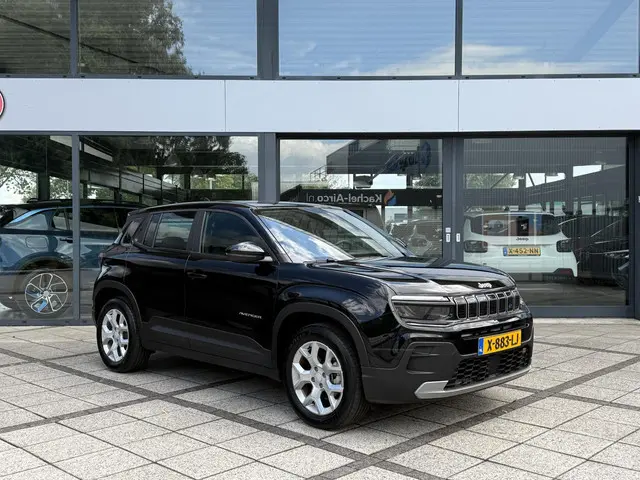 Jeep Avenger Altitude 54 kWh Aut. 2023 Elektrisch 2