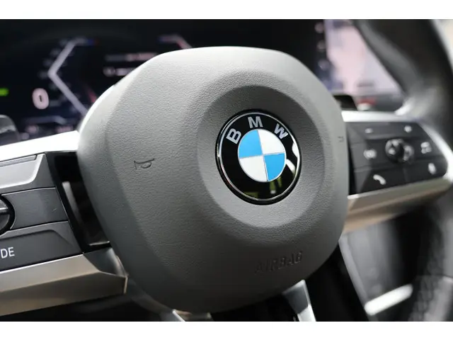 BMW 2 Serie Active Tourer 218i 2023 Benzine 32