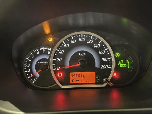 Mitsubishi Space Star 1.0 Intense 2015 Benzine 4