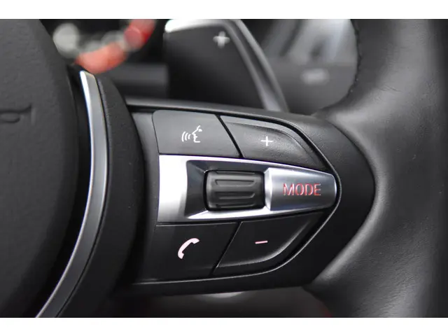 BMW 3 Serie 340i High Executive 2018 Benzine 17