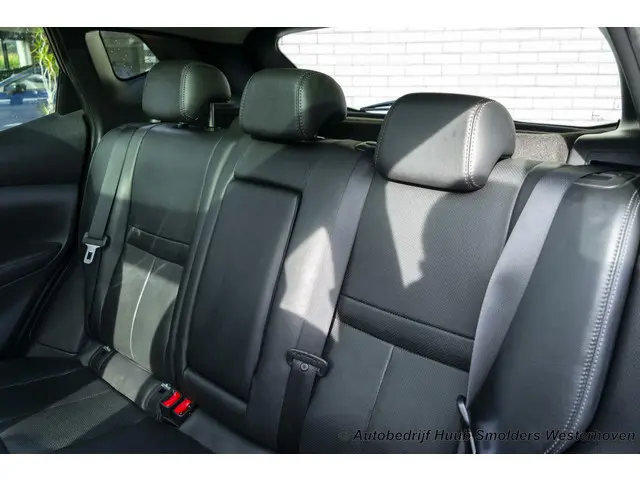 Nissan QASHQAI 1.2 Premier Edition 2014 Benzine 18