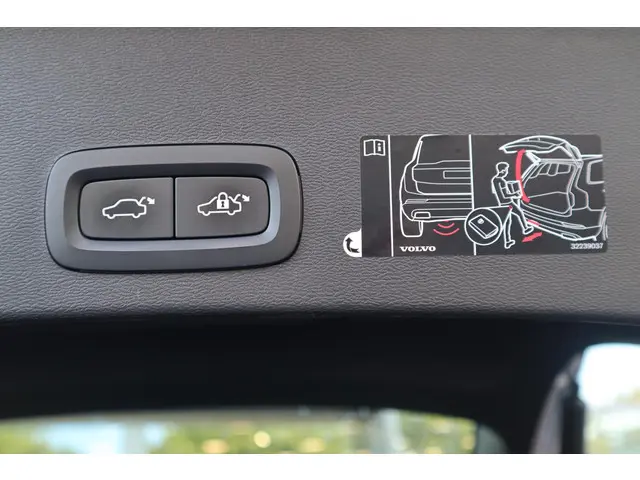 Volvo XC40 T4 Momentum 2019 Benzine 27